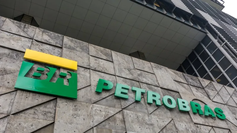 Petrobras fecha contratos bilionários com Braskem até 2037