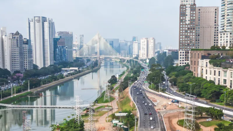 Vacância cai e demanda por lajes A+ acelera em São Paulo