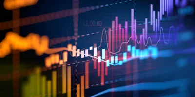 IFIX sobe 2,27% em janeiro e FIIs renovam recordes com juros no radar