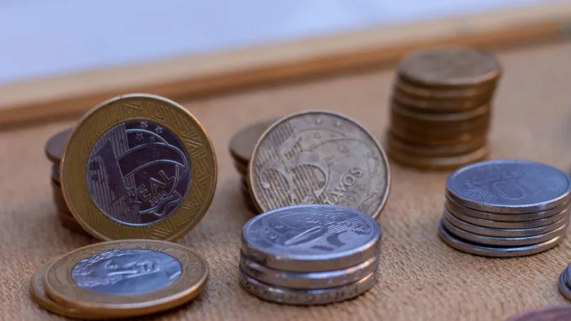 Cinco FIIs pagam proventos hoje; destaque para VGIR11, CPTS11 e MCCI11