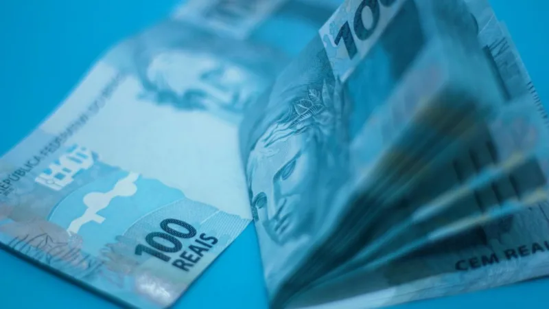 8 FIIs pagam hoje; KNCR11 lidera com R$ 1,20 por cota